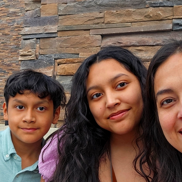 Meet your Posher, Wendy - Picture 1 of 1